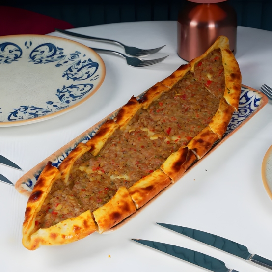 Kıymalı Pide